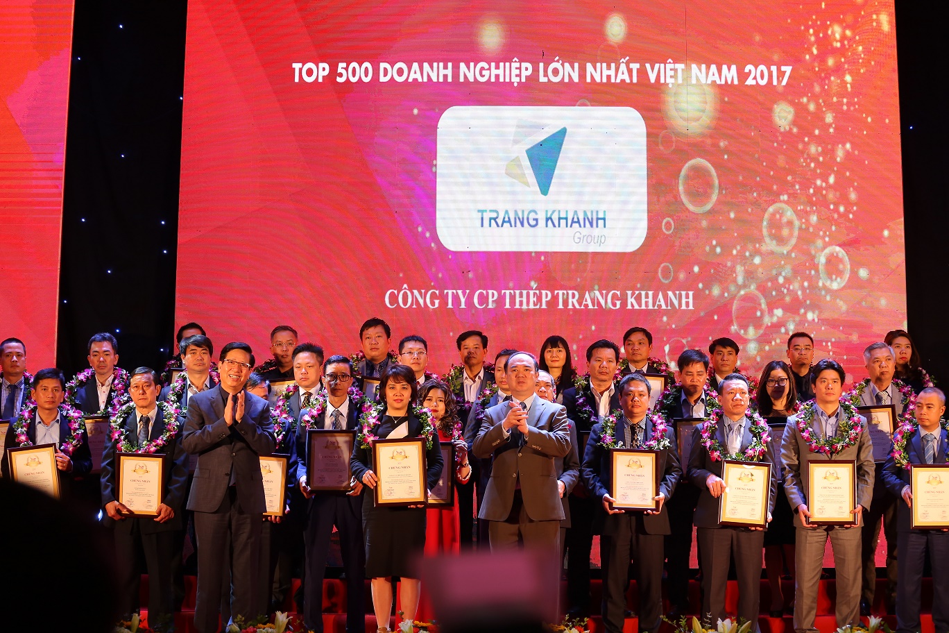 Lễ công bố top 500 doanh nghiệp lớn nhất Việt Nam VNR500 2017